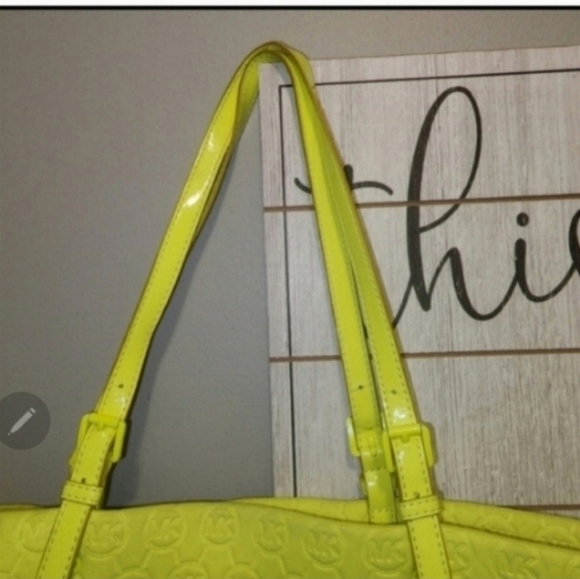 ⚘️⚘️⚘️FINAL DEADSTOCK RARE HTF MICHAEL KORS NEON neoprene tote bag - Picture 6 of 6